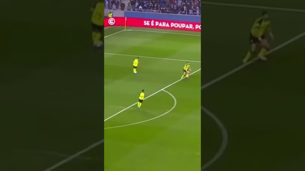 O Coates não tocou! / Coates didn't touch! #shorts #futebol #sporting #porto