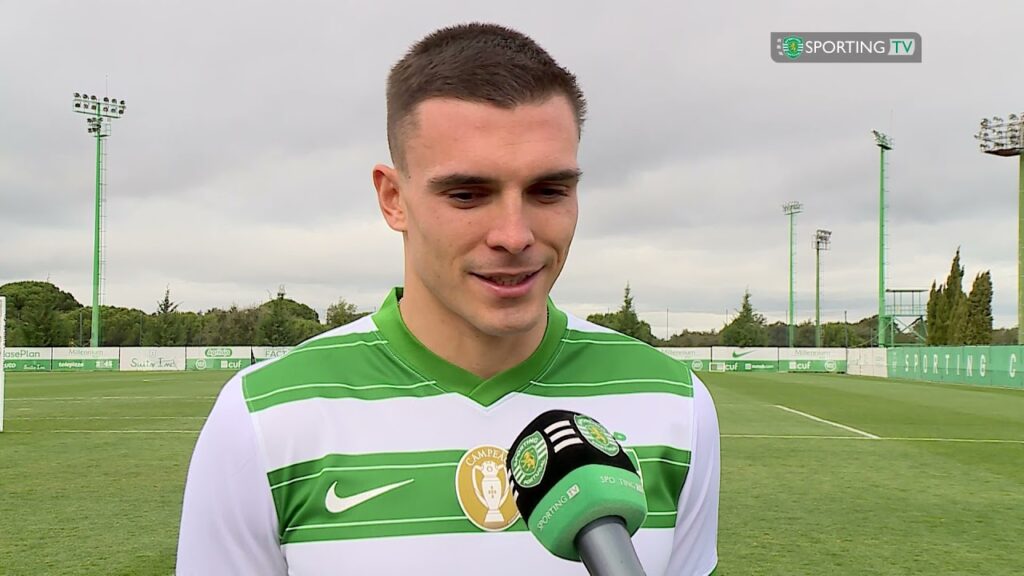 JOÃO PALHINHA renova com o Sporting até 2026.
