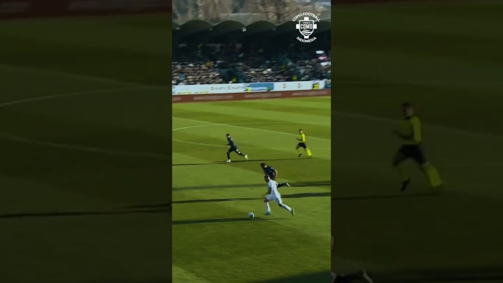 Tau gak kiper kedua Senegal main di Como sekarang?! 🇸🇳