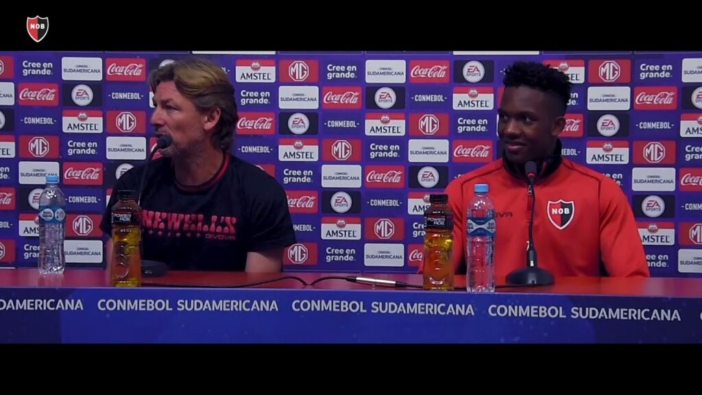 Gabriel Heinze y Djorkaeff Reasco en conferencia | Newell’s vs Blooming