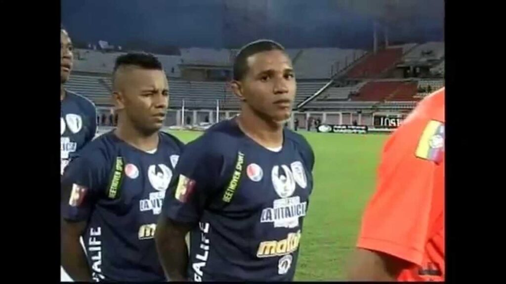 Zamora FC 2 - 0 Estudiantes de Caracas - TA2015