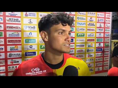 Yeltsin Tejeda asegura que no tiene oferta de Saprissa