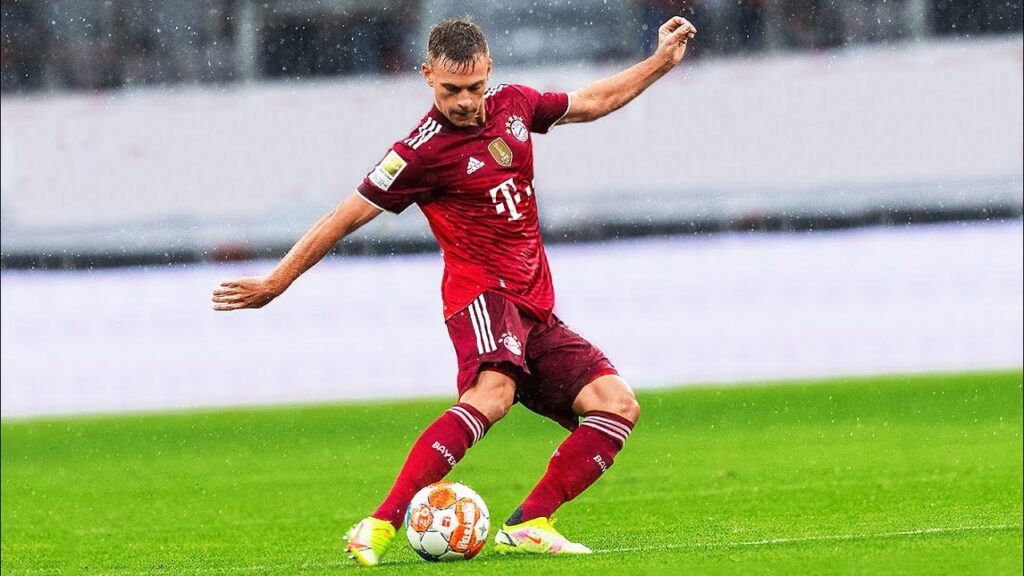 Have You Noticed Joshua Kimmich's 'Stab' Technique?