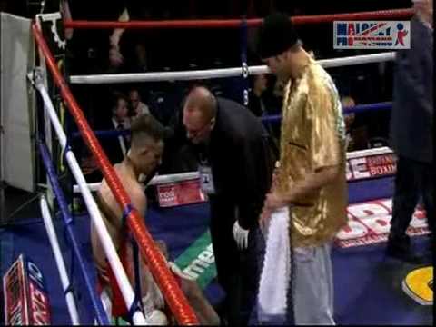 Gary Davies v Andy Bell