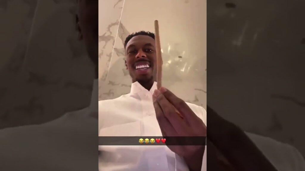 ‏#محمد_كنو عبرَ Sc 🤣