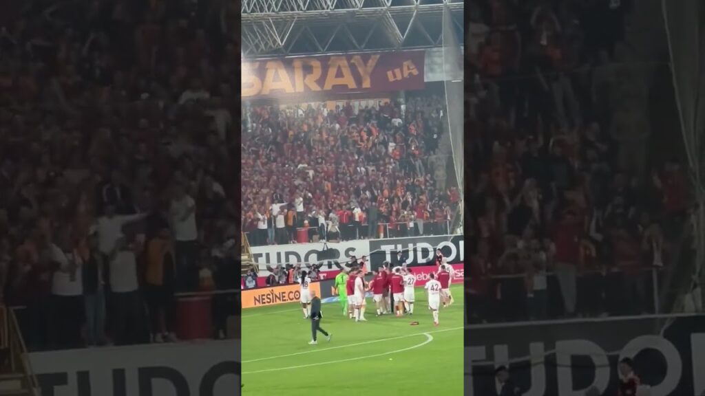 Maç Sonu Sam Adekugbe'den Galibiyet Üçlüsü #galatasaray #alanyaspor #adekugbe #shorts #keşfet