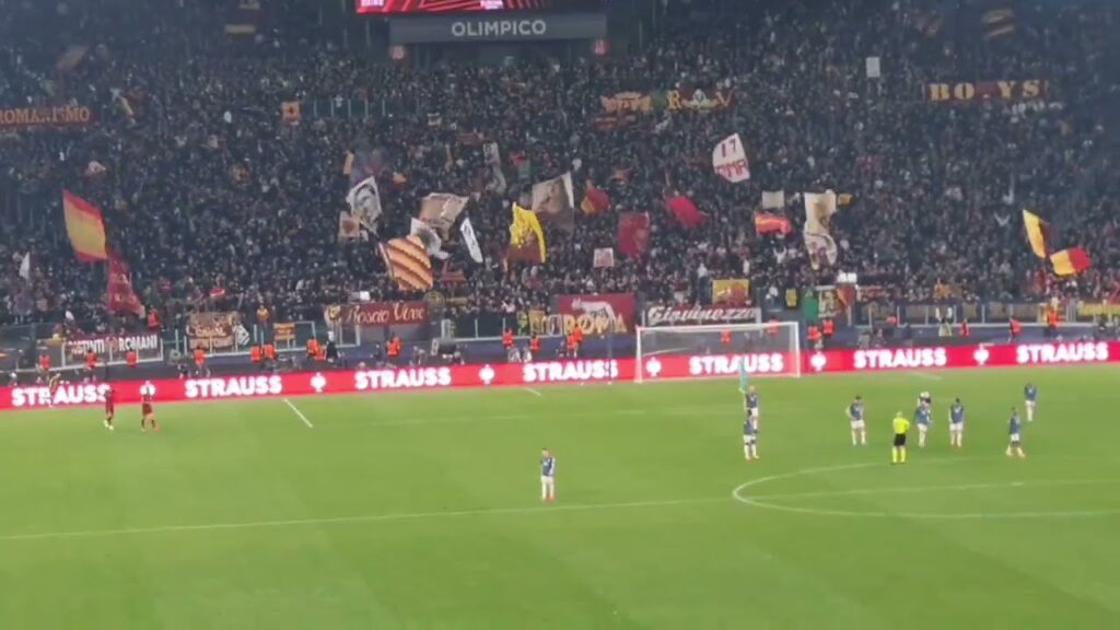 Paulo Dybala, il gol del 2-1 in Roma Feyenoord