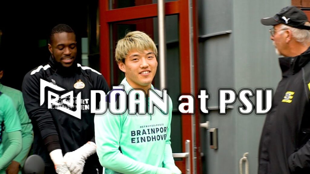 Doan at PSV - 公式練習 / Open Training