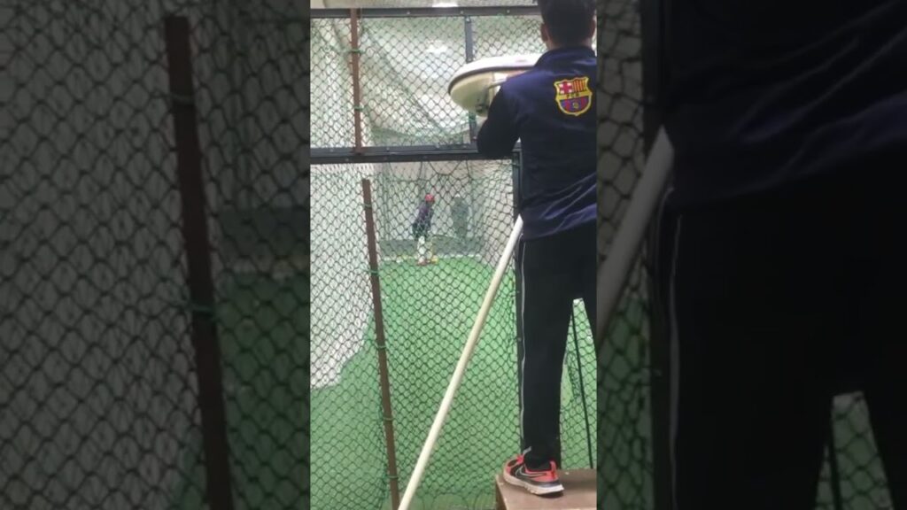See How Shakib Al Hasan practicing in indoor🤩🤩 #shorts #cricket