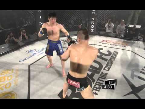 ROAD FC 002 ALIVE : Song Min jong vs Moon Jae hoon ROAD FC 002 ALIVE : Song Min jong vs Moon Jae hoon