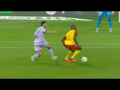 Jean Onana controlling the midfield vs Monaco (HOME) 720p