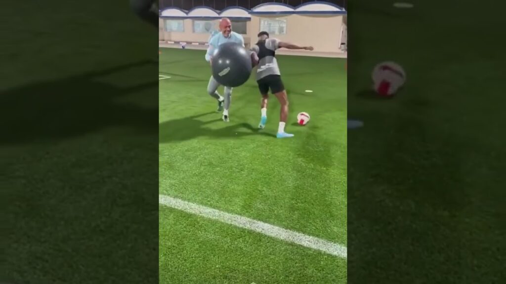 محمد كنو وتمرين القوة البدنية