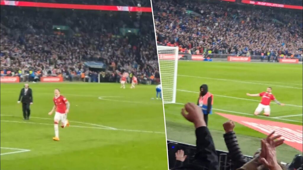 Weghorst running straight towards Manchester United Fans after Lindelof Penalty vs Brighton