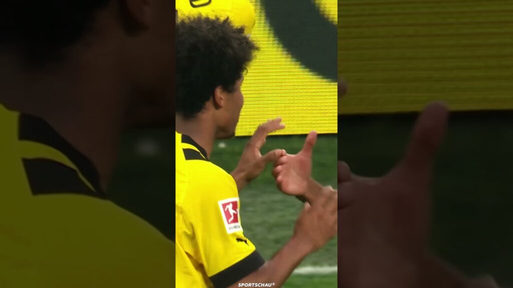 Der BVB ist Tabellenführer und Bellingham "feiert" mit Adeyemi | Sportschau #shorts