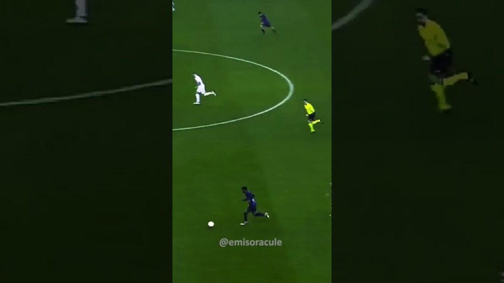 El día que Alejandro Balde retiró a Dani Carvajal 😂