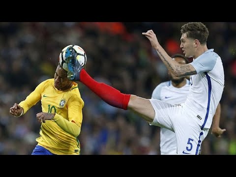 When John Stones Turns into Maldini