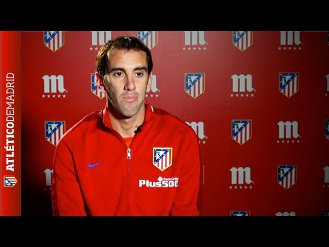 #LAPREGUNTAMAHOU | Diego Godín responde a los aficionados | Diego Godín answers the fans