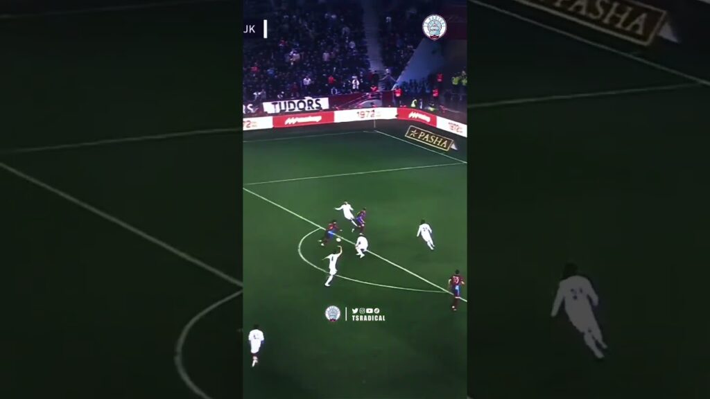 Abdülkadir Ömür, Romain Saiss’i İstanbul’a Yolluyor 🥶 #shorts