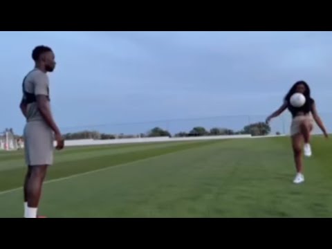 Regardez le jonglage de Aissatou Ndior alias Gini série Virginie la femme de Moustapha Name