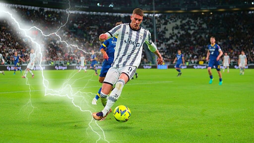 Dušan Vlahović is Actually Excellent in Juve!