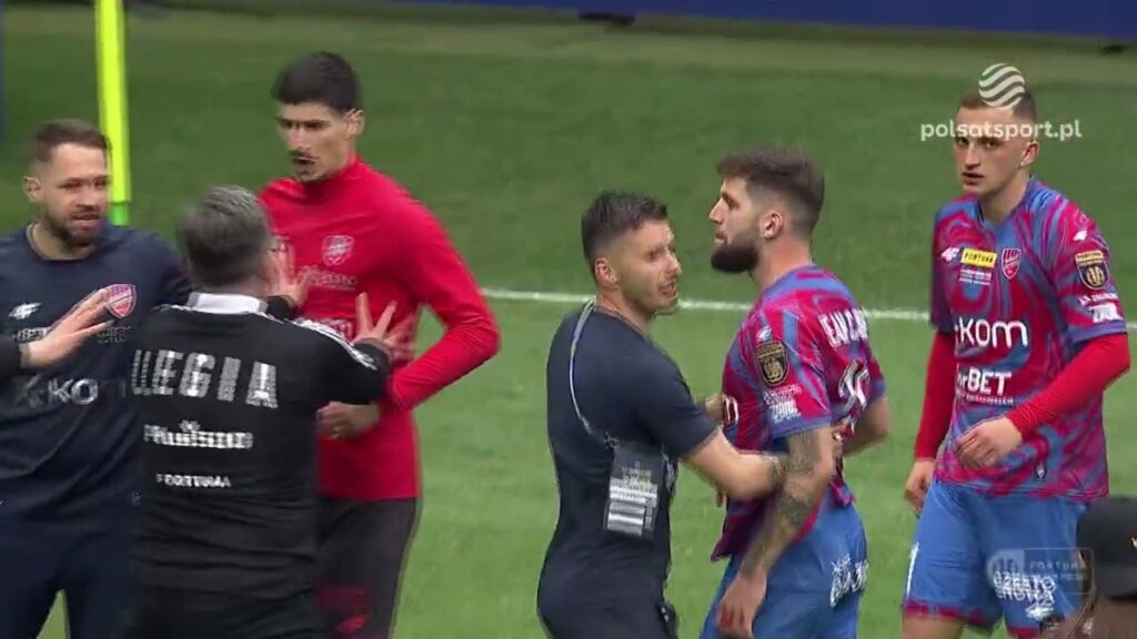 Skandal, awantura i rękoczyny po finale Fortuna Pucharu Polski! "To nie jest normalne zachowanie"