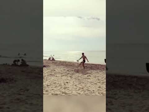 Mason Mount has the sidewinder on lock 😮‍💨😮‍💨 (via masonmount/IG) #shorts