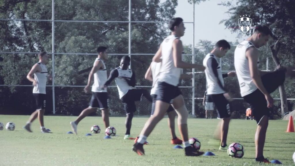 Alexander Domínguez (lun01/ago/16) #EntrenamientoRayados