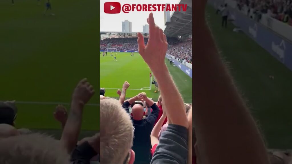 Brennan Johnson Gets Serenaded by Travelling Nottingham Forest Fans at Brentford #nffc #shorts