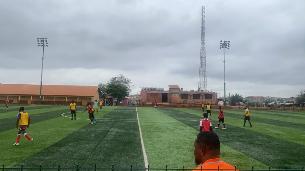 Derrick Boateng , Sulley Muntari, Jerry Akaminko Storms Bantama