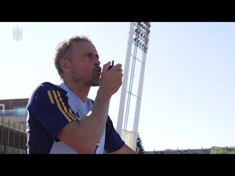 El LLAMATIVO entrenamiento de Luis Enrique en ESPAÑA
