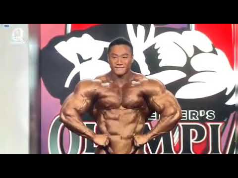 Seung Chul Lee Bodybuilder 2020 Olympia Posing in Finals