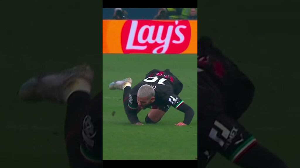 HORROR RED CARD IN FOOTBALL " ZAMBO ANGUISSA"