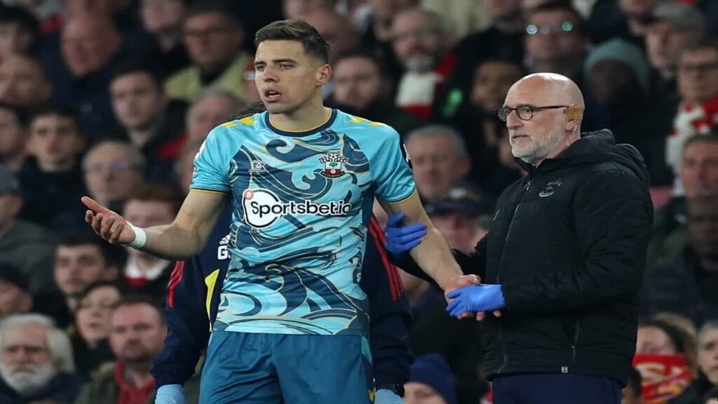 Southampton star Jan Bednarek FUMING after being told he had to be subbed off