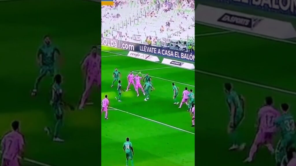 GOLAZO DE CHILENA DE CESAR MONTES REAL BETIS VS ESPANYOL #laliga 2-1
