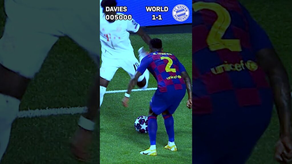 Davies vs Barcelona 🤩💫 #Phonzy