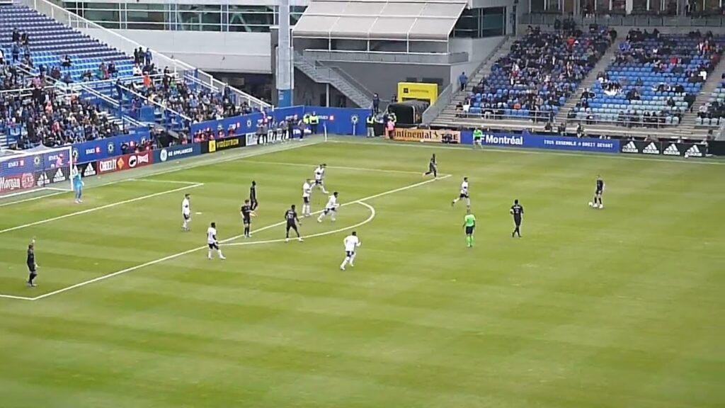 Vancouver Whitecaps' Lucas Cavallini's goal vs. CF Montreal (Impact) disallowed due to offside 4/16