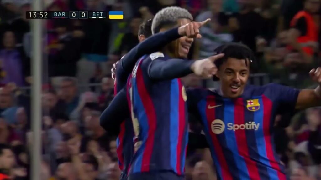 Andreas Christensen score sit første mål for FC Barcelona