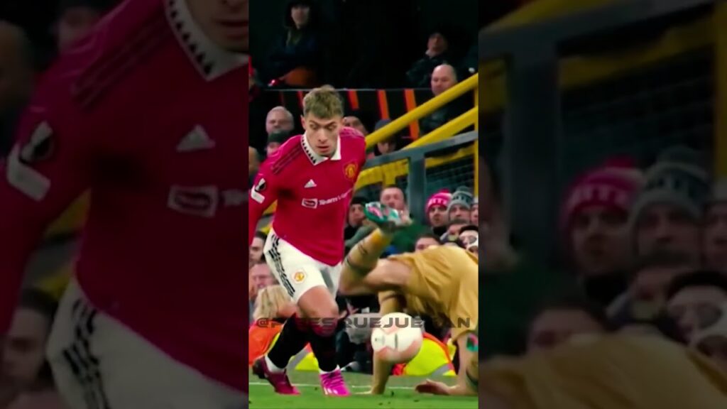 Lisandro Martínez HIZO VOLAR a Lewandowski 🦬🛫