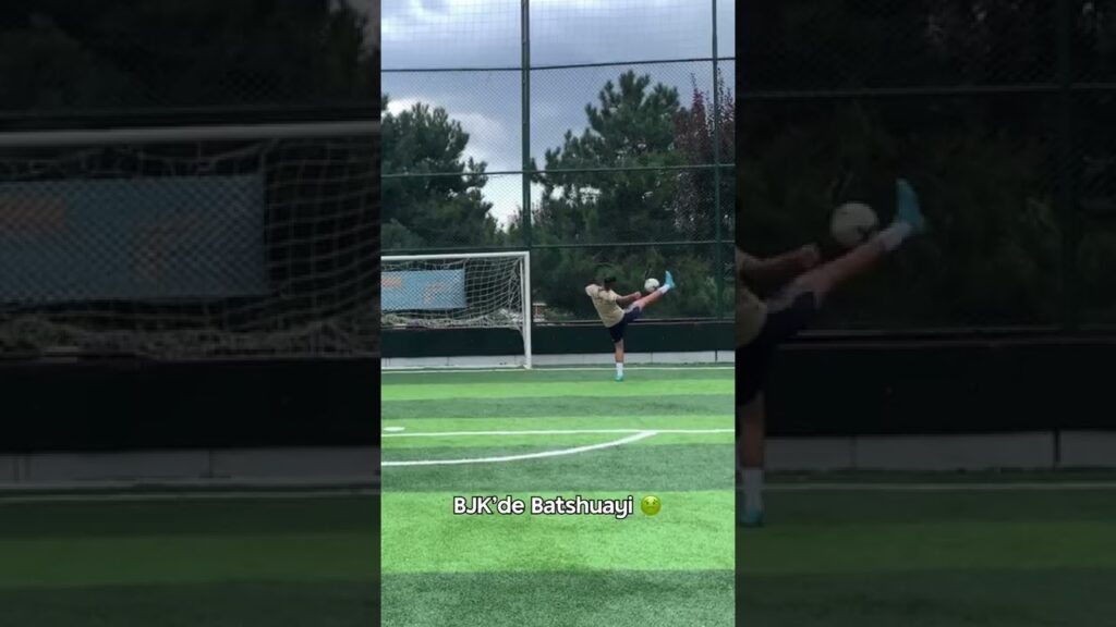 Sizce hangi Batshuayi daha iyi? 😂