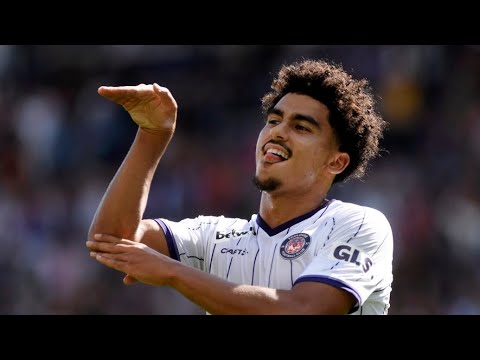 Zakaria Aboukhlal and Farès Chaïbi هدف لزكرياء أبو خلال