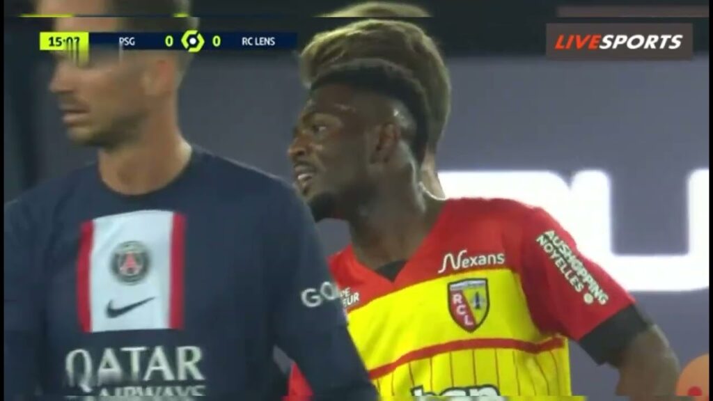 Abdul Salis Samed defending Messi and Mbappe | Paris Saint Germain v RC Lens