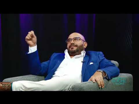 Kristian Mora tiene muchos amigos en Teletica