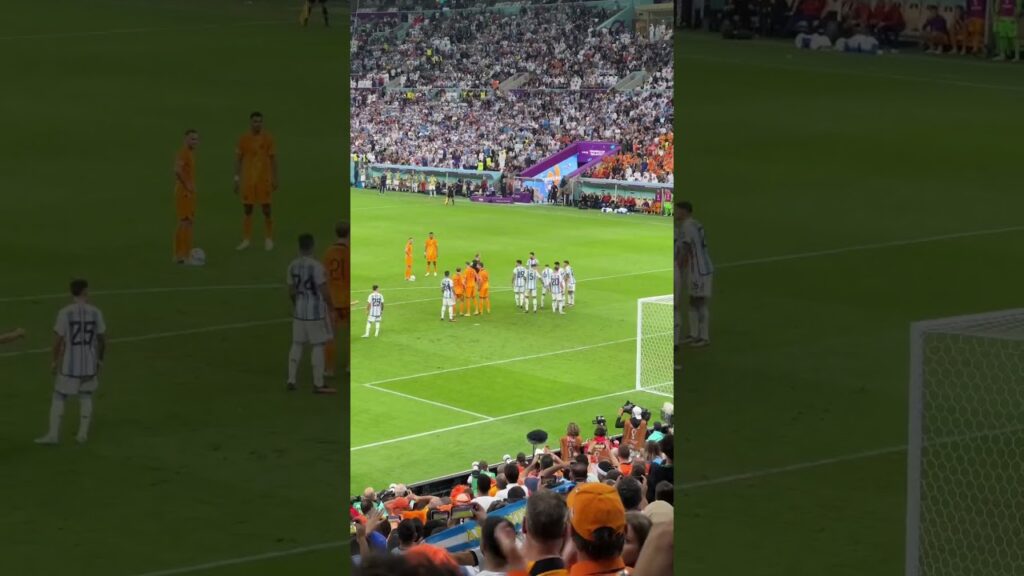 Wout Weghorst's Genius Set Piece Equals Argentina in World Cup Thriller.