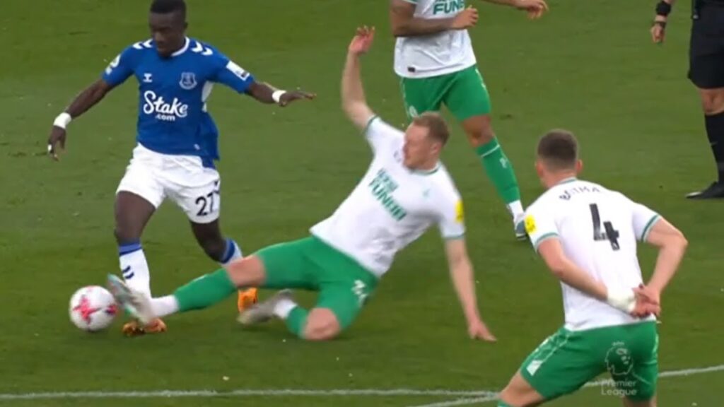 Impressionnant Gana Gueye vs Newcastle | Il est partout…