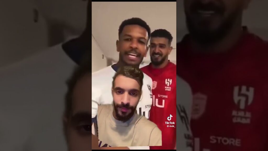مشجع نصراوي يطقطق على البليهي بعد خسارة الهلال من الباطن 😂💙