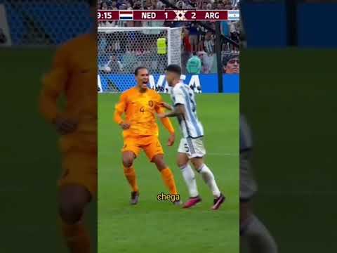 Coitado parecia um papel batendo no Van djik | #shorts