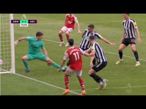 How Gabriel Martinelli CREATED Assist to Fabian Schar