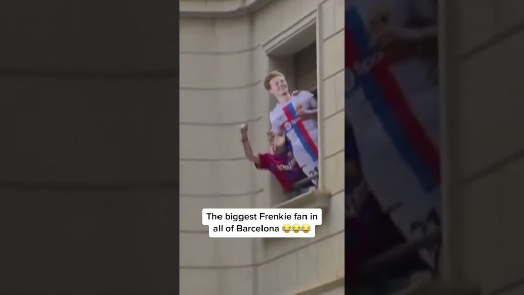 The biggest Frenkie de Jong fan in the world 😂 (via FCBarcelona) #shorts