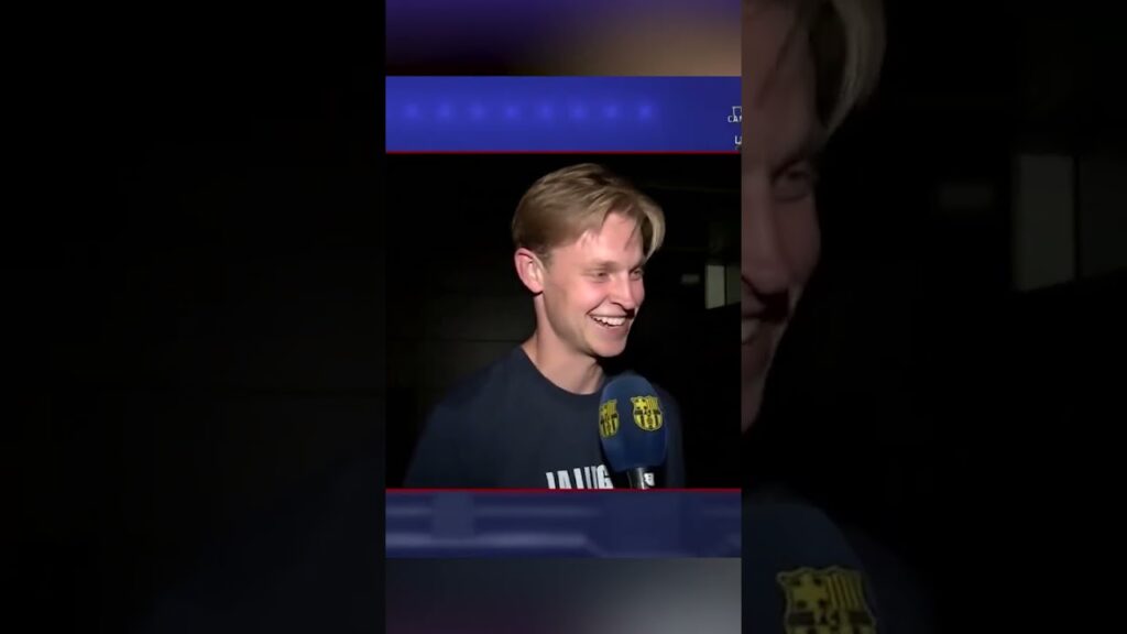 Ronald Araújo interrupted Frenkie de Jong's interview! 😂 #shorts
