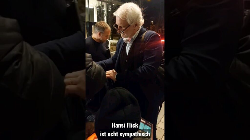 Hansi Flick ist ein wirklich sympathischer Mensch. #hansiflick #dfb #shorts #fussball #euro2024